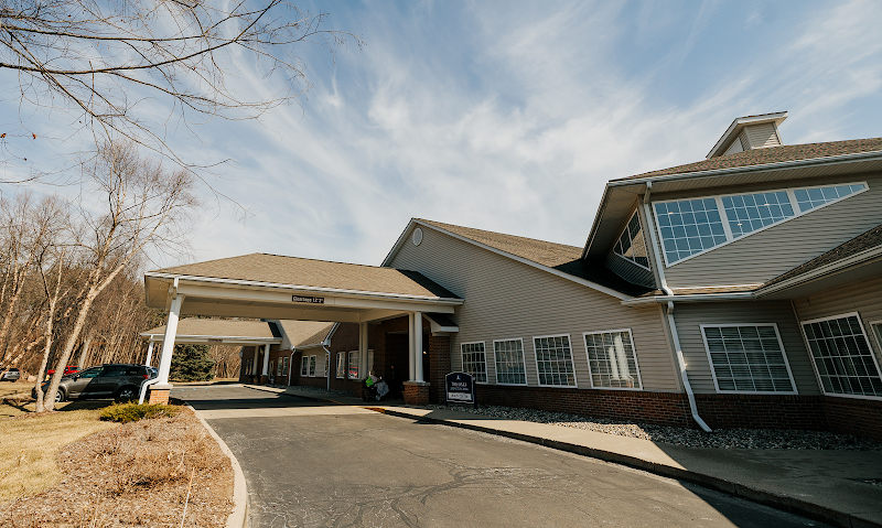 The Oaks at Battle Creek nursing home in Battle Creek, MI - Photo 2 of 5