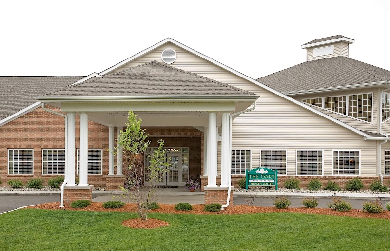 The Oaks at Battle Creek nursing home in Battle Creek, MI - Photo 4 of 5