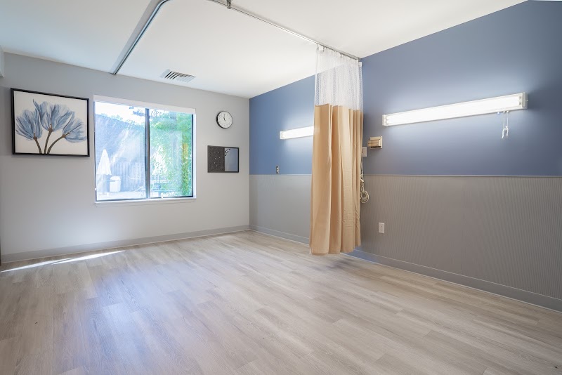 Mission Point Nursing & Physical Rehabilitation Ce nursing home in Clarkston, MI - Photo 4 of 5