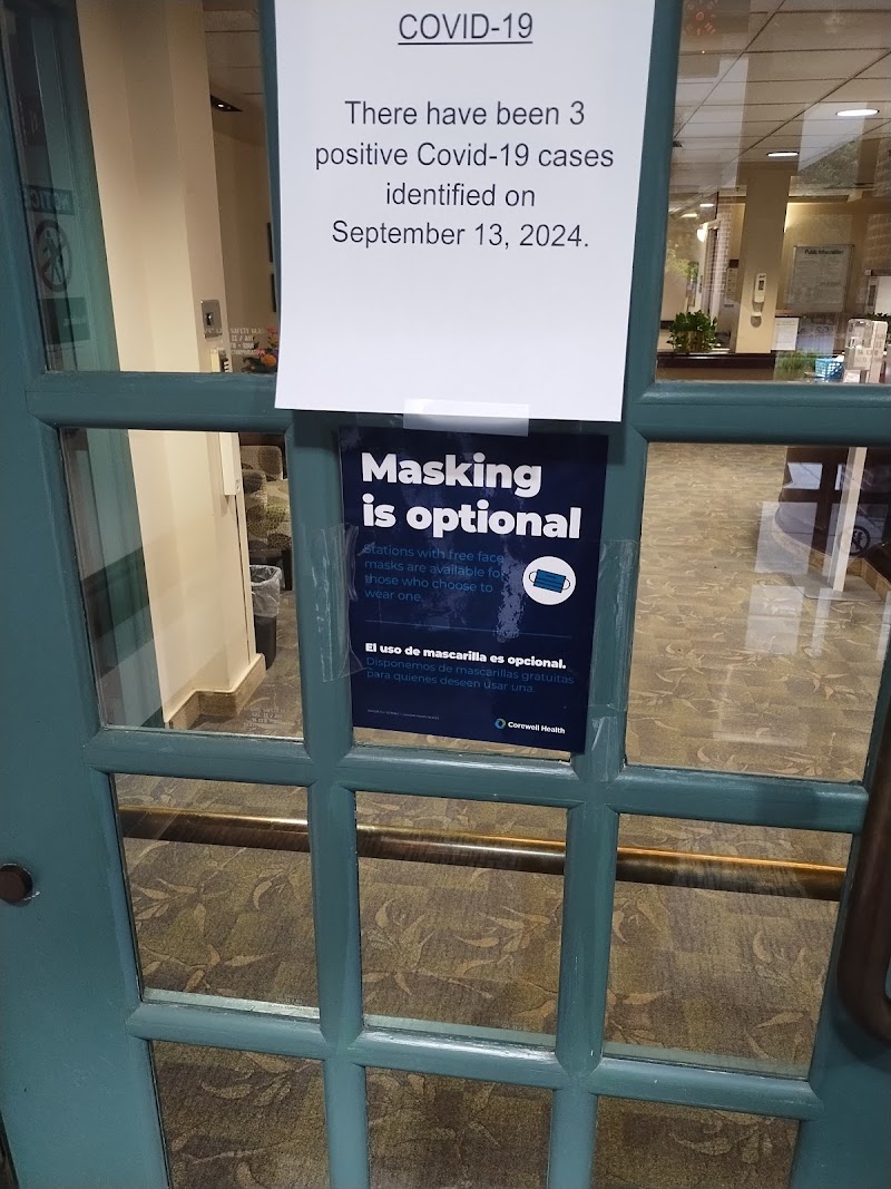 Corewell Health Rehab & Nursing Center-Commons Far nursing home in Farmington Hills, MI - Photo 5 of 5