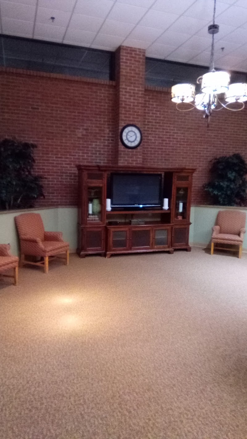 West Bloomfield Health and Rehabilitation Center nursing home in West Bloomfield, MI - Photo 5 of 5