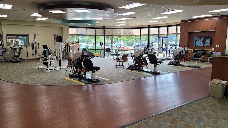 Shelby Health and Rehabilitation Center nursing home in Shelby Township, MI - Photo 3 of 5