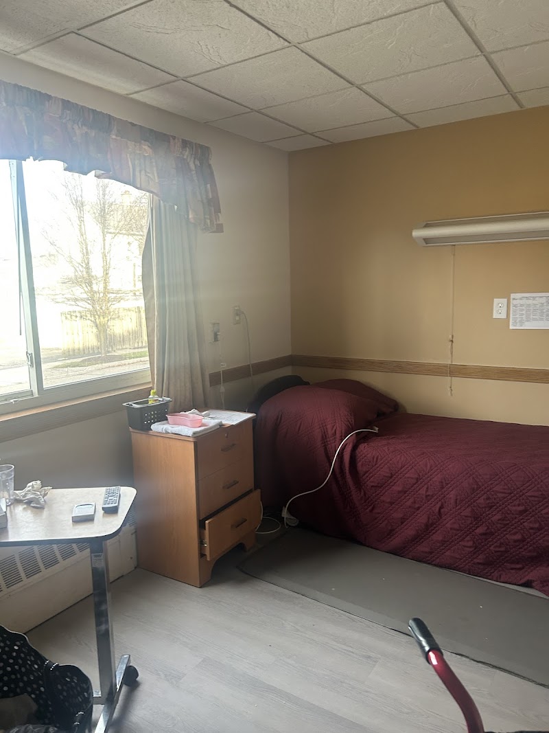 Medilodge of Plymouth nursing home in Plymouth, MI - Photo 5 of 9