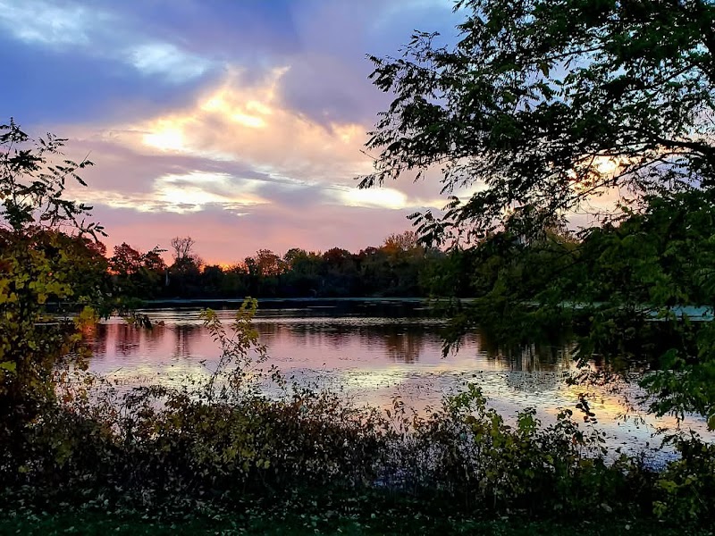 The Orchards at Canterbury on the Lake nursing home in Waterford, MI - Photo 5 of 5