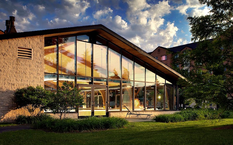 Allegria Village nursing home in Dearborn, MI - Photo 2 of 5