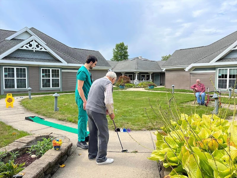 Coventry House Inn nursing home in St Joseph, MI - Photo 2 of 10