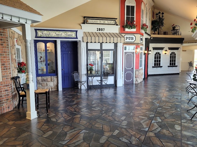 Caretel Inns of Tri-Cities nursing home in Bay City, MI - Photo 3 of 5