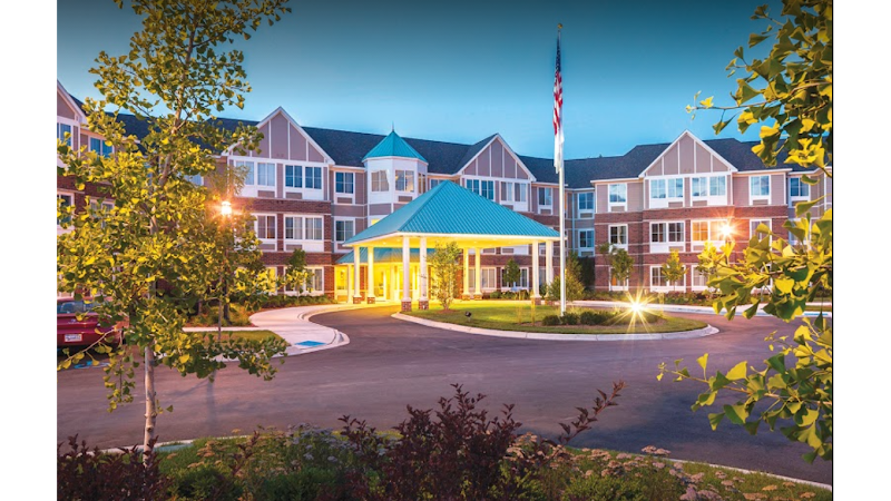 The Rivers Health & Rehabilitation Center of Gross nursing home in Grosse Pointe Woods, MI - Photo 2 of 5