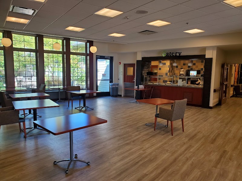 WellBridge of Fenton nursing home in Fenton, MI - Photo 3 of 5