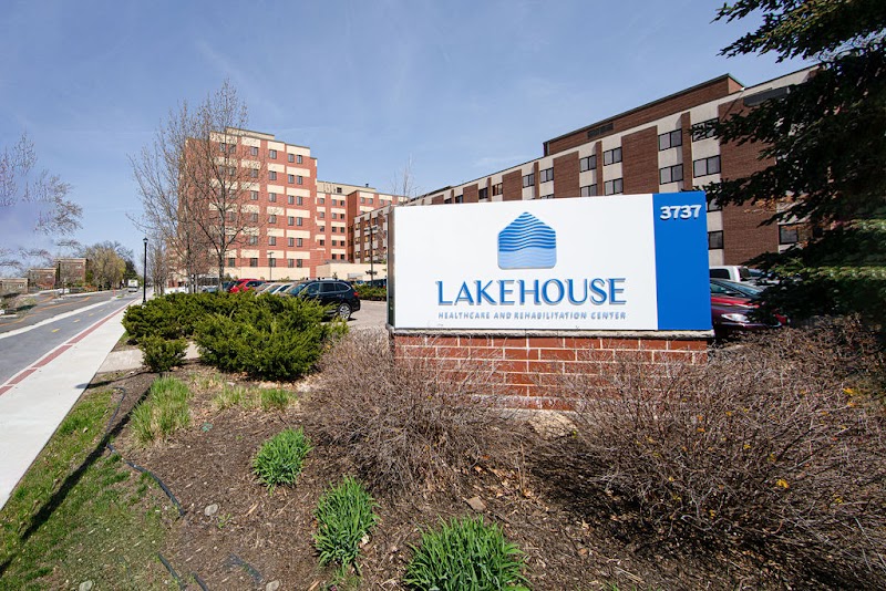 LAKEHOUSE HEALTHCARE & REHABILITATION CENTER nursing home in MINNEAPOLIS, MN - Photo 5 of 5