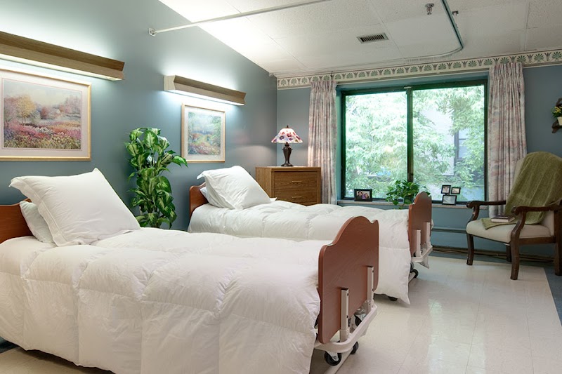 THE VILLAS AT THE PARK nursing home in SAINT LOUIS PARK, MN - Photo 2 of 5