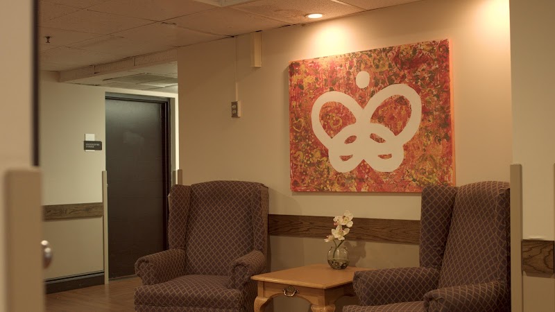 The Estates at St Louis Park LLC nursing home in SAINT LOUIS PARK, MN - Photo 4 of 5