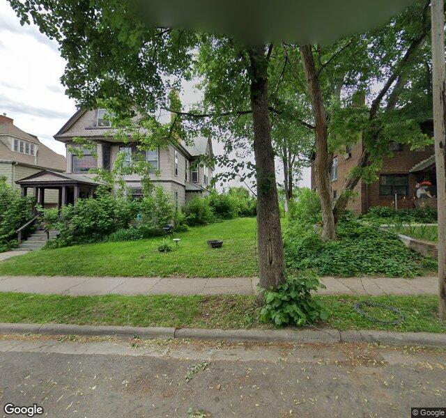 The Estates at Chateau LLC nursing home in MINNEAPOLIS, MN - Photo 2 of 2