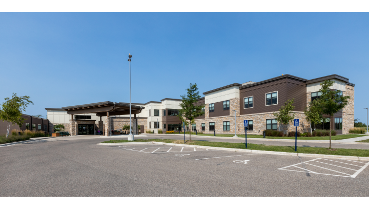 GLENFIELDS LIVING WITH CARE nursing home in GLENCOE, MN - Photo 2 of 10