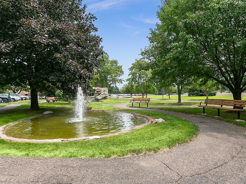 APPLE VALLEY VILLAGE HEALTH CARE CENTER nursing home in APPLE VALLEY, MN - Photo 4 of 10