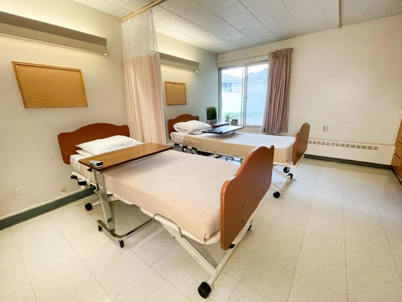 THE VILLAS AT ROSEVILLE nursing home in ROSEVILLE, MN - Photo 2 of 5