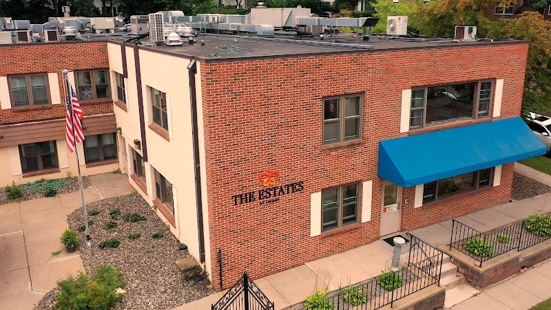 The Estates at Linden LLC nursing home in STILLWATER, MN - Photo 2 of 5