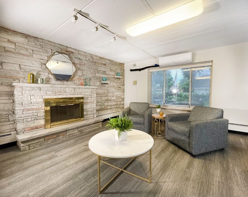 THE VILLAS AT ST PAUL nursing home in SAINT PAUL, MN - Photo 3 of 5