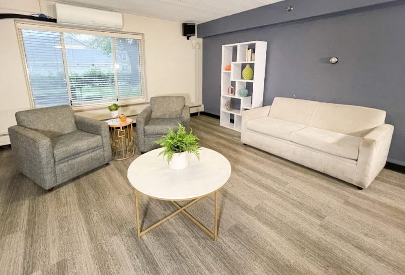 THE VILLAS AT ST PAUL nursing home in SAINT PAUL, MN - Photo 4 of 5