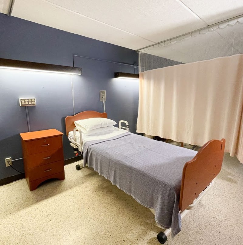 THE VILLAS AT ST PAUL nursing home in SAINT PAUL, MN - Photo 5 of 5