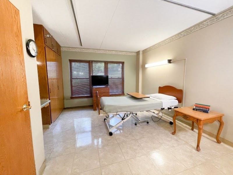 THE VILLAS AT ROBBINSDALE nursing home in ROBBINSDALE, MN - Photo 3 of 5