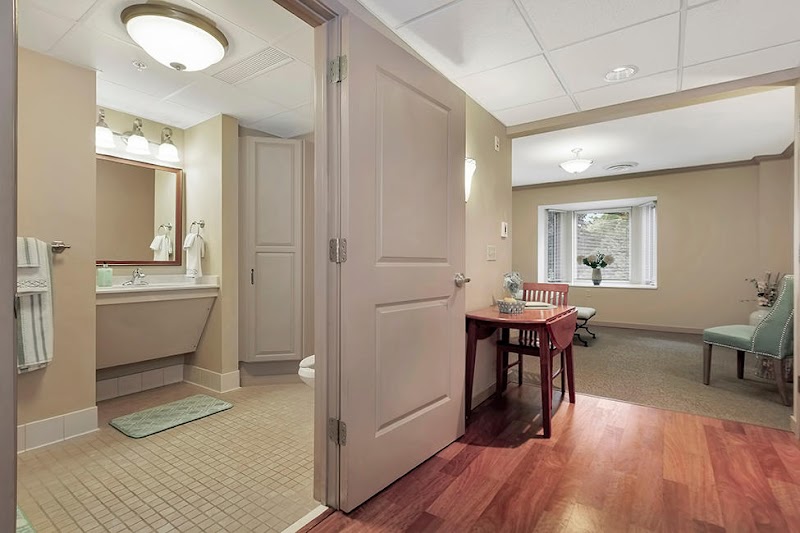 Jones Harrison Residence nursing home in MINNEAPOLIS, MN - Photo 3 of 10