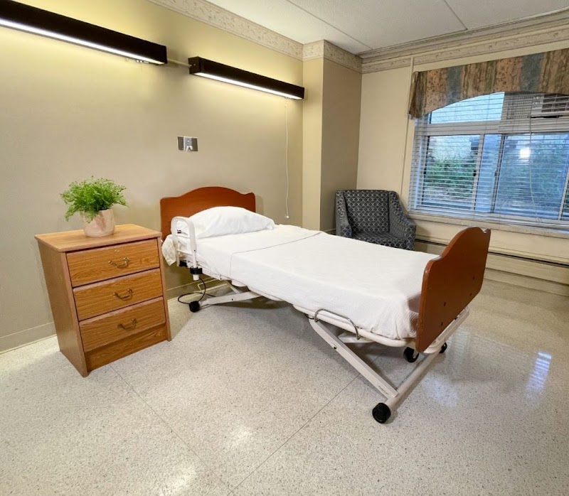 THE VILLAS AT RICHFIELD nursing home in RICHFIELD, MN - Photo 3 of 5