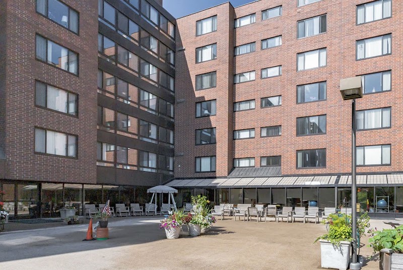 WOODLAKE HEALTHCARE AND REHABILITATION CENTER nursing home in CRYSTAL, MN - Photo 5 of 10