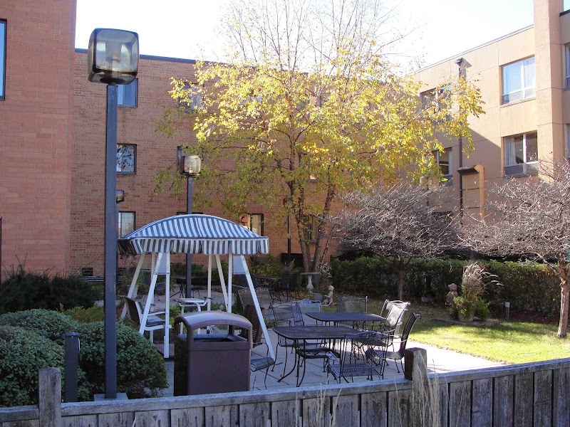 REDEEMER RESIDENCE INC nursing home in MINNEAPOLIS, MN - Photo 2 of 5