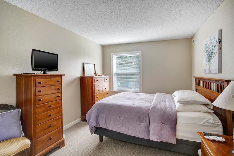 Presbyterian Homes Of Bloomington nursing home in BLOOMINGTON, MN - Photo 3 of 10