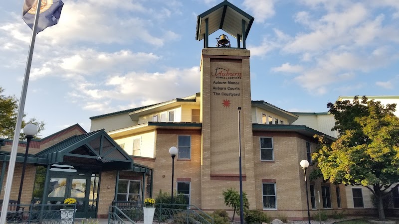 Auburn Manor nursing home in CHASKA, MN - Photo 2 of 5