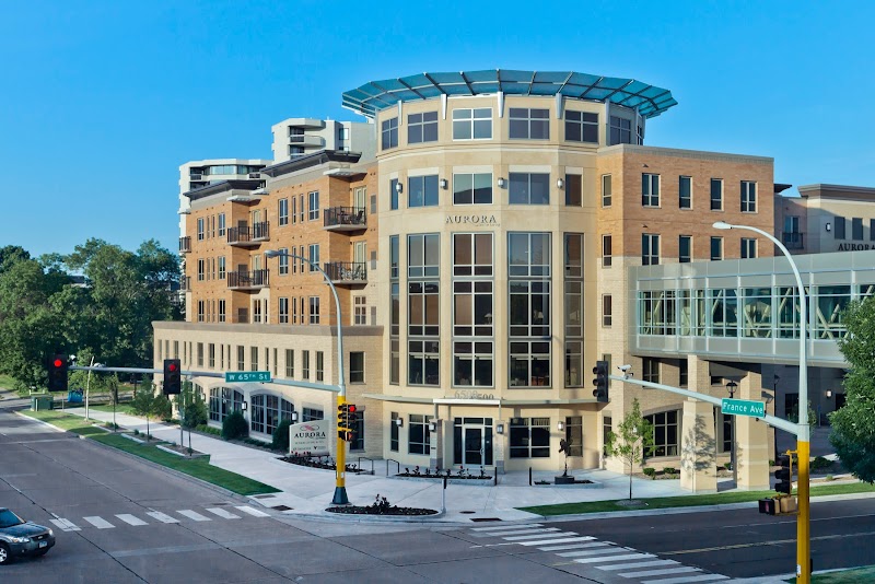 Aurora On France nursing home in EDINA, MN - Photo 2 of 10