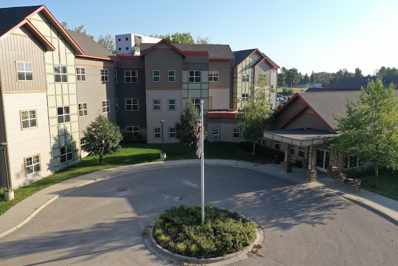 ST JOHNS ON FOUNTAIN LAKE nursing home in ALBERT LEA, MN - Photo 2 of 5