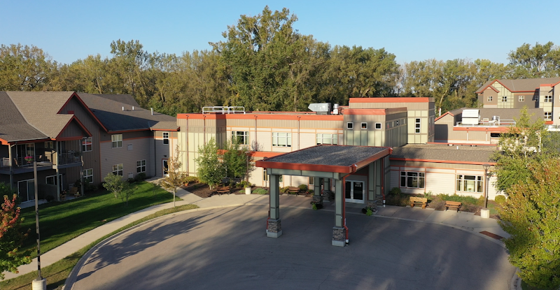 ST JOHNS ON FOUNTAIN LAKE nursing home in ALBERT LEA, MN - Photo 3 of 5