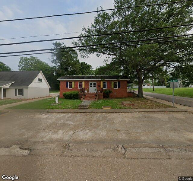 LOUISVILLE HEALTHCARE LLC nursing home in LOUISVILLE, MS - Photo 2 of 2