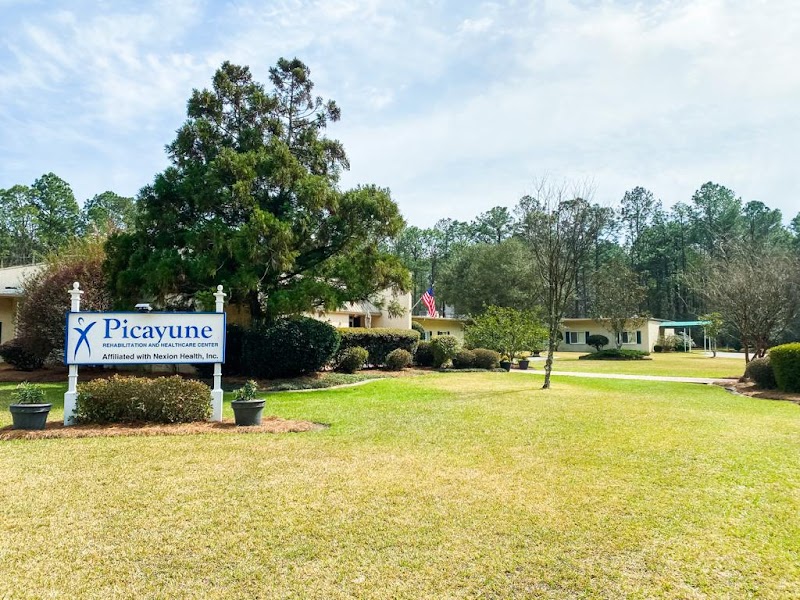 PICAYUNE REHABILITATION AND HEALTHCARE CENTER nursing home in PICAYUNE, MS - Photo 3 of 5
