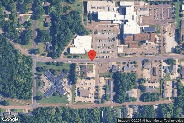 STARKVILLE MANOR HEALTH CARE AND REHABILITATION CE nursing home in STARKVILLE, MS - Photo 1 of 3