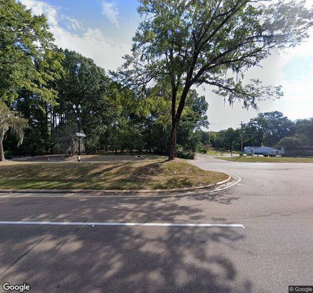 GRAND TRACE HEALTH AND REHABILITATION nursing home in NATCHEZ, MS - Photo 2 of 2