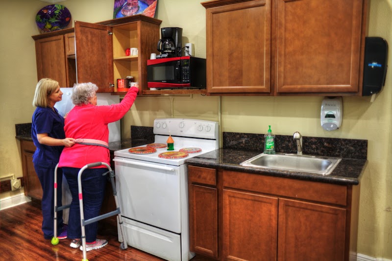 DIVERSICARE OF MOSS POINT nursing home in MOSS POINT, MS - Photo 4 of 5