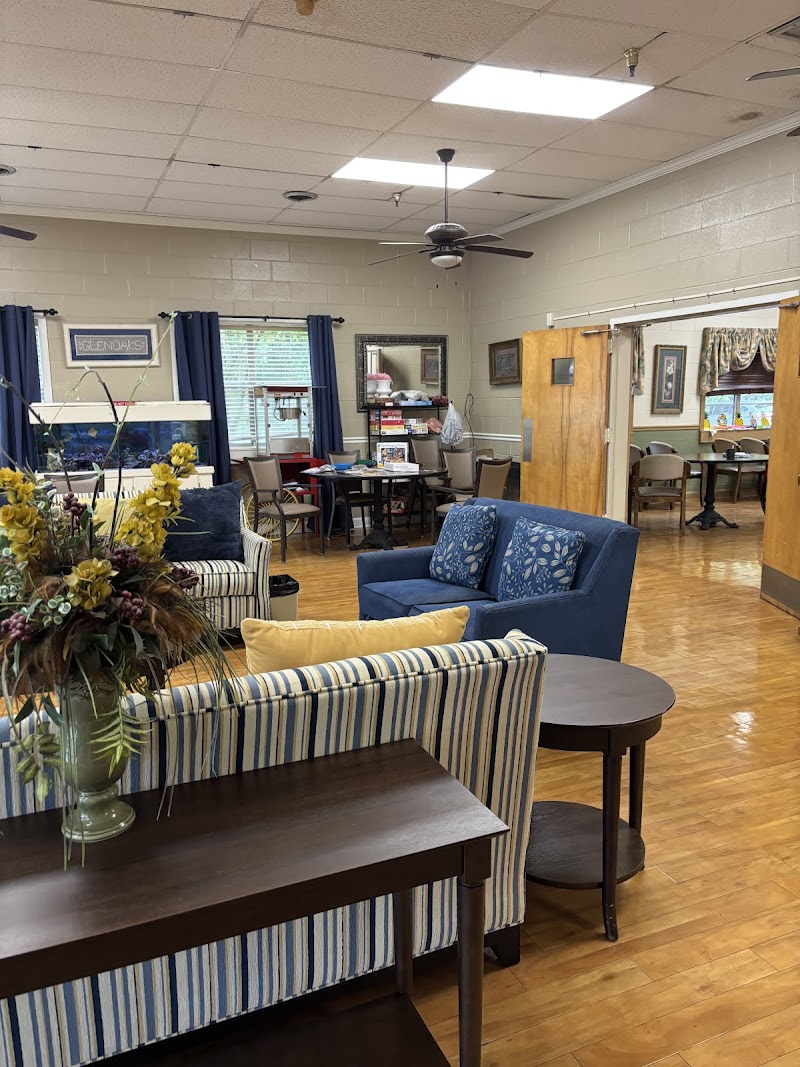 GLEN OAKS NURSING CENTER nursing home in LUCEDALE, MS - Photo 2 of 10