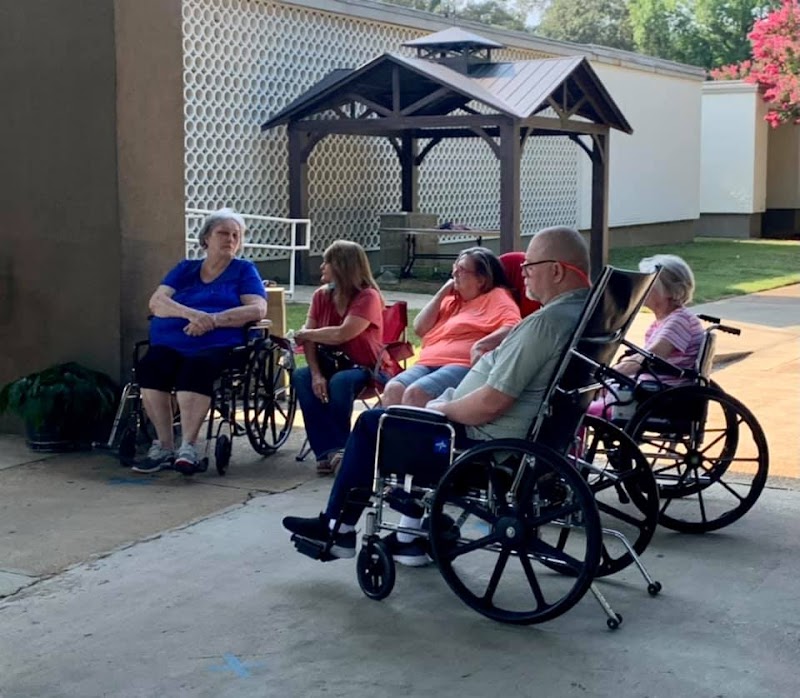 COURTYARDS COMM LIVING CENTER nursing home in FULTON, MS - Photo 2 of 5