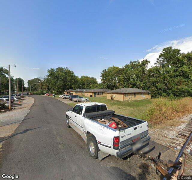 ARBOR WALK HEALTHCARE CENTER nursing home in GREENVILLE, MS - Photo 2 of 2