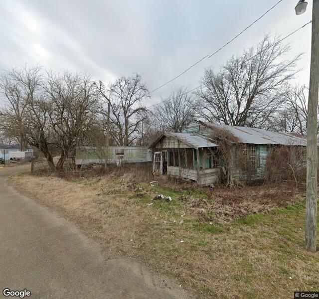 GREENBOUGH HEALTH AND REHABILITATION CENTER nursing home in CLARKSDALE, MS - Photo 5 of 5