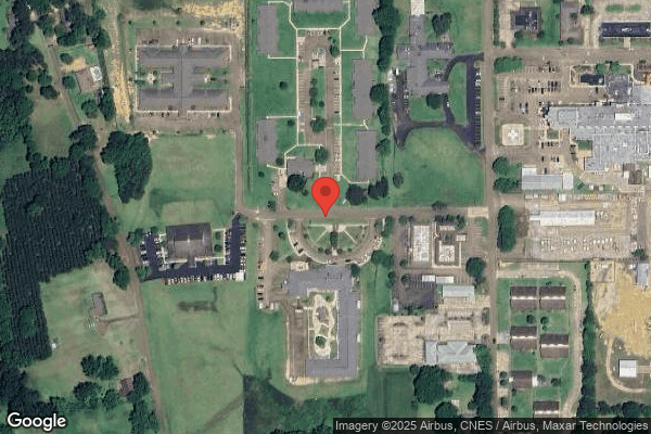 SILVER CROSS HEALTH & REHAB nursing home in BROOKHAVEN, MS - Photo 1 of 10