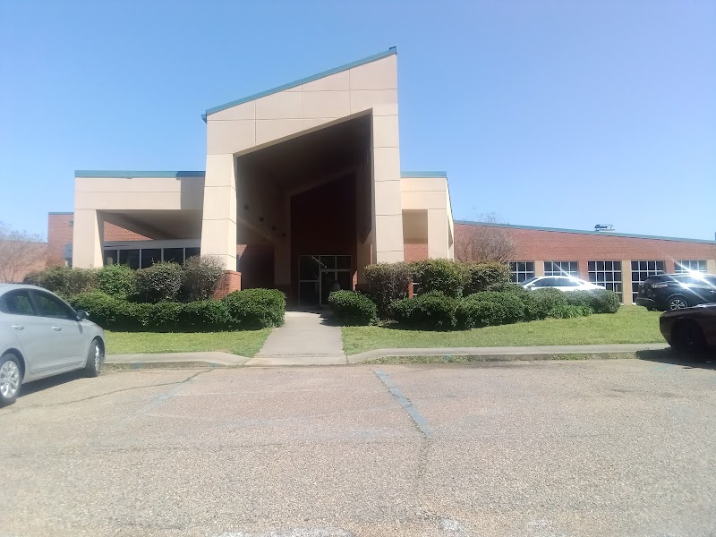 MADISON CO NH nursing home in CANTON, MS - Photo 2 of 3