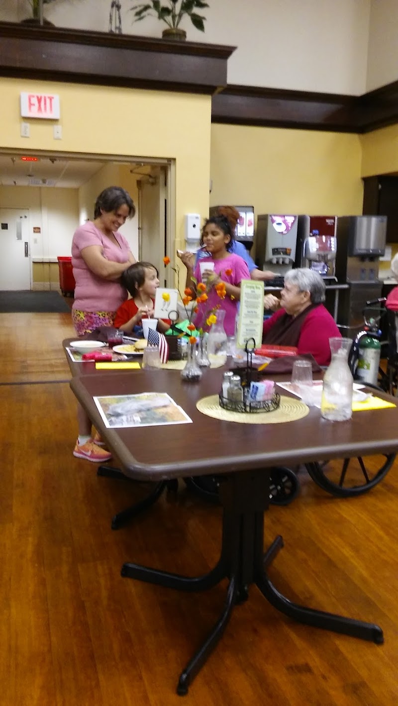 JOHN KNOX VILLAGE CARE CENTER nursing home in LEES SUMMIT, MO - Photo 2 of 2