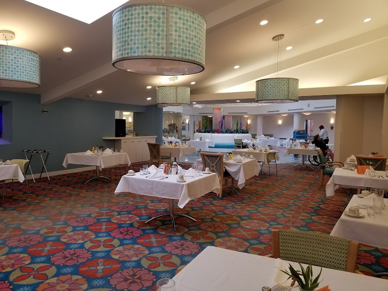 DELMAR GARDENS WEST nursing home in TOWN AND COUNTRY, MO - Photo 5 of 5