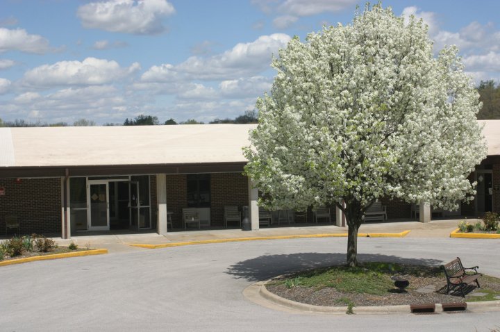 BETH HAVEN NURSING HOME nursing home in HANNIBAL, MO - Photo 3 of 5