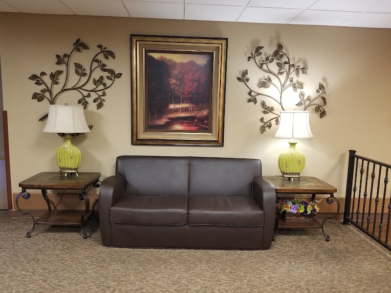 LEWIS & CLARK GARDENS nursing home in SAINT CHARLES, MO - Photo 4 of 5