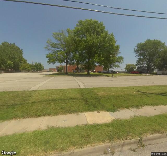 ALPINE BREEZE HEALTH AND WELLNESS nursing home in RAYTOWN, MO - Photo 2 of 2